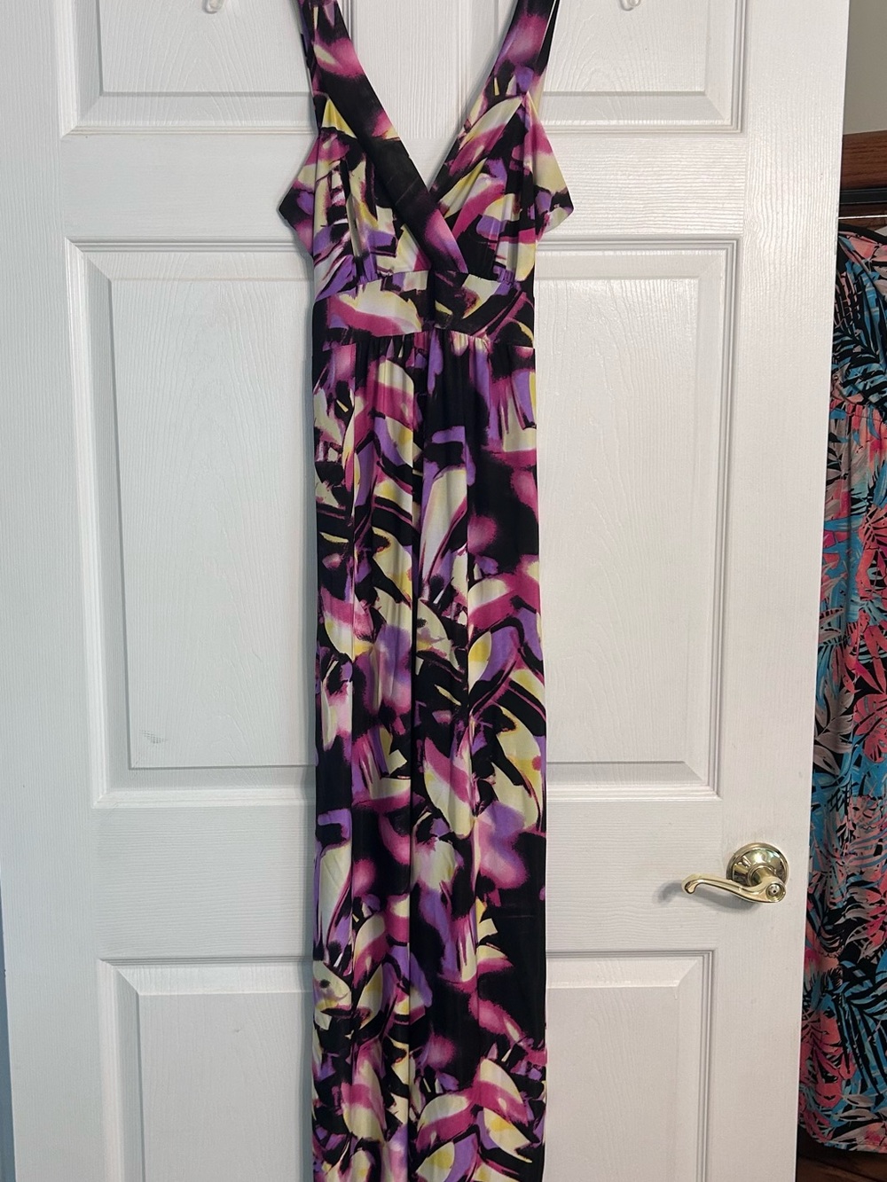 CARINA-Abstract Print Sleeveless Maxi Dress in Pink, Yellow, Purple & Black